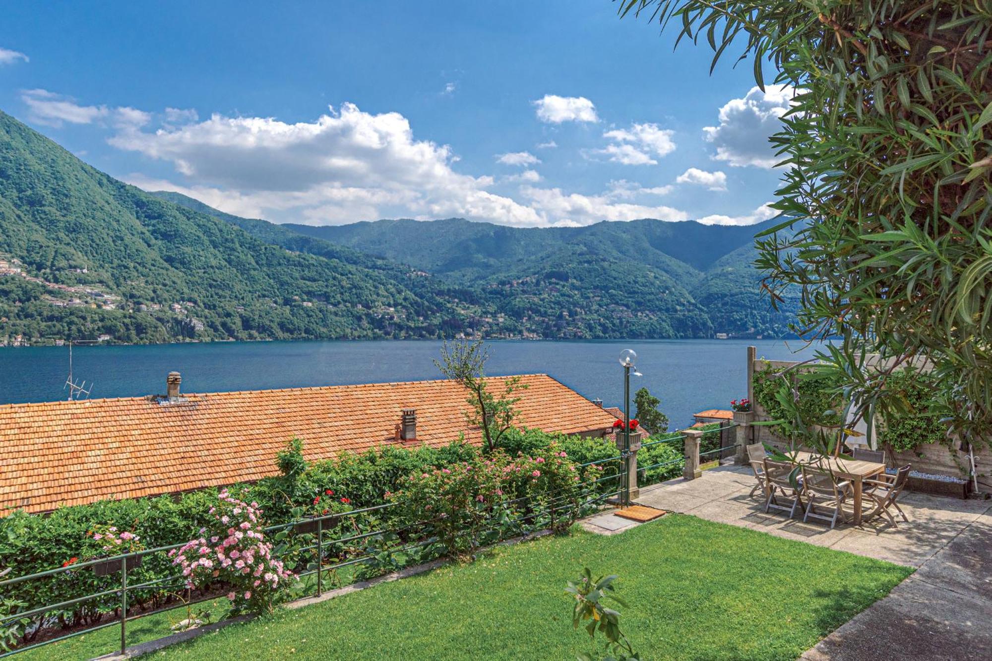 Casa Bambu - Splendida Vista Lago E Posto Auto Laglio Exteriör bild