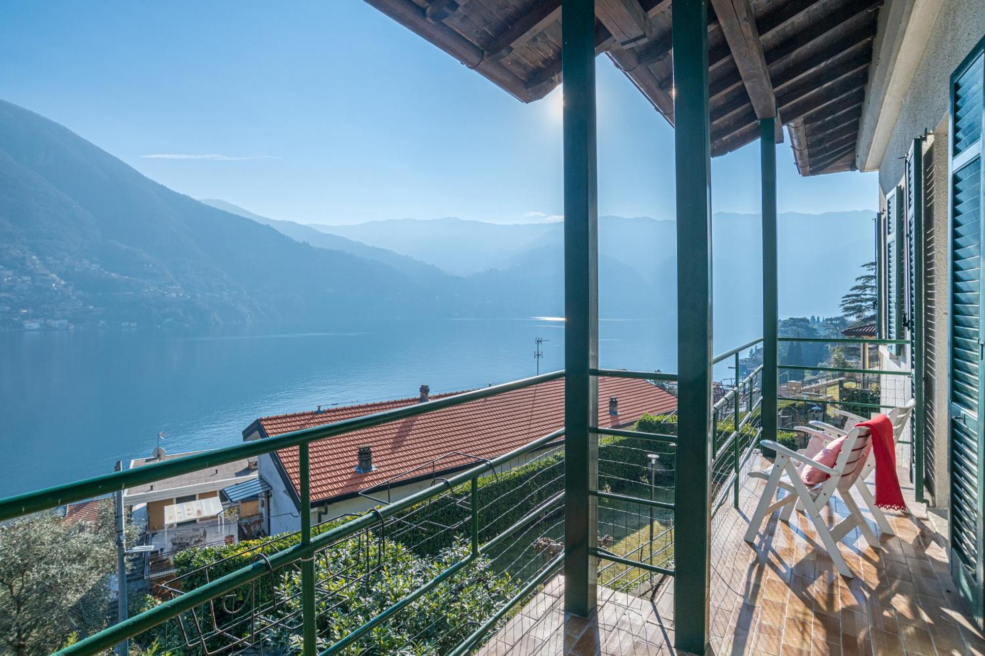 Casa Bambu - Splendida Vista Lago E Posto Auto Laglio Exteriör bild