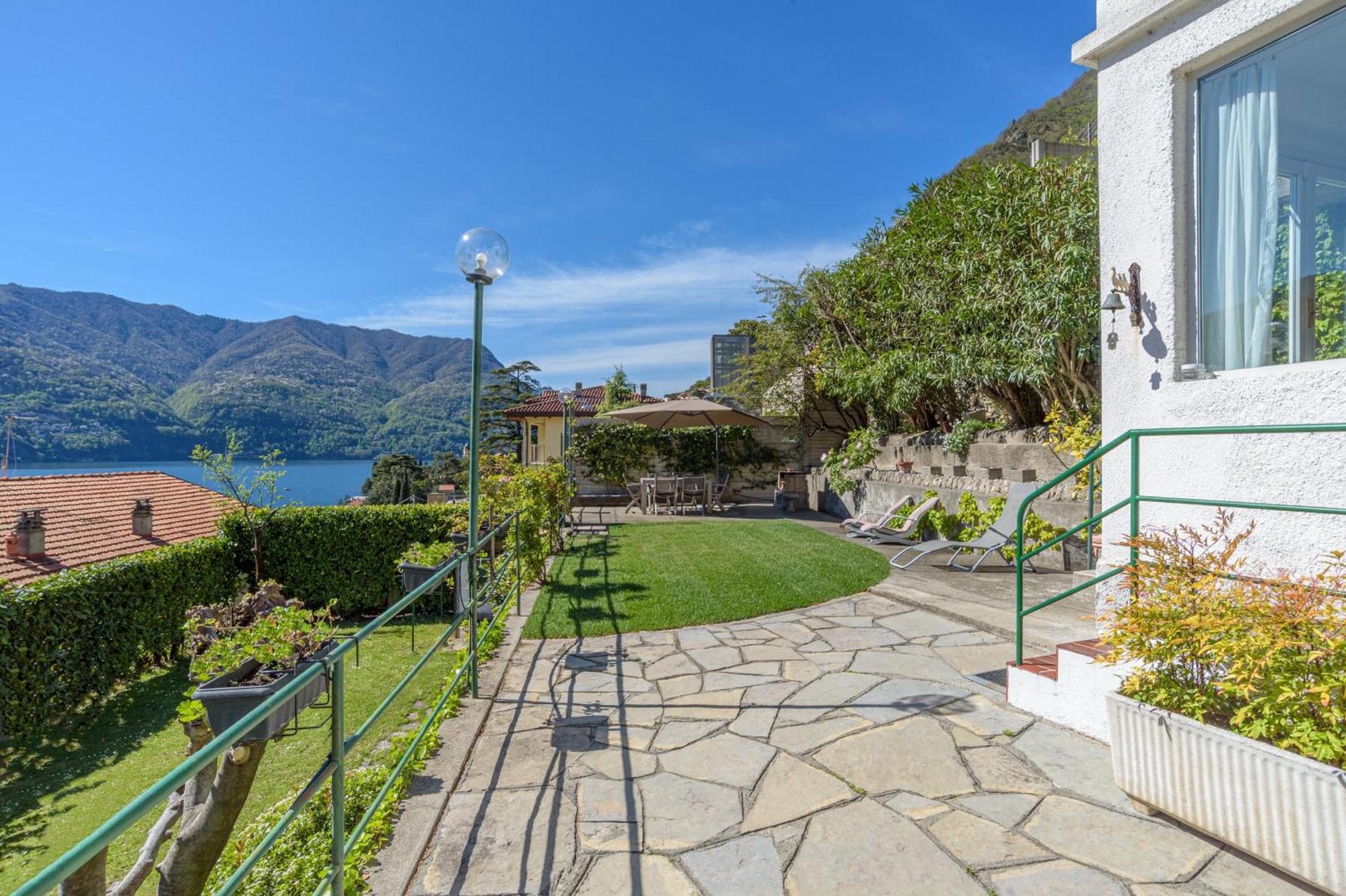 Casa Bambu - Splendida Vista Lago E Posto Auto Laglio Exteriör bild